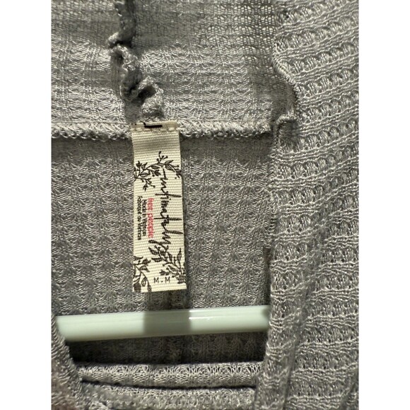 Free People L5116 Gray Heathered Waffle Make It Easy Thermal Top Size M NWT - Picture 5 of 7